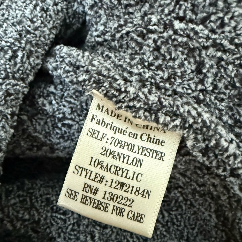 Altar’d State Large Gray Soft Turtleneck Women's Sweater - Picture 3 of 7